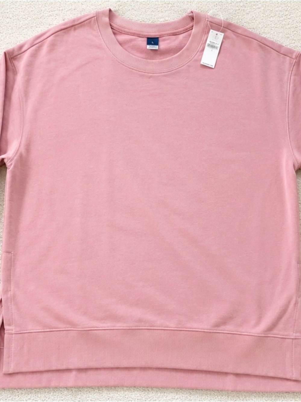 Old Navy Relaxed Crewneck Sweatshirt in Dusty Rose